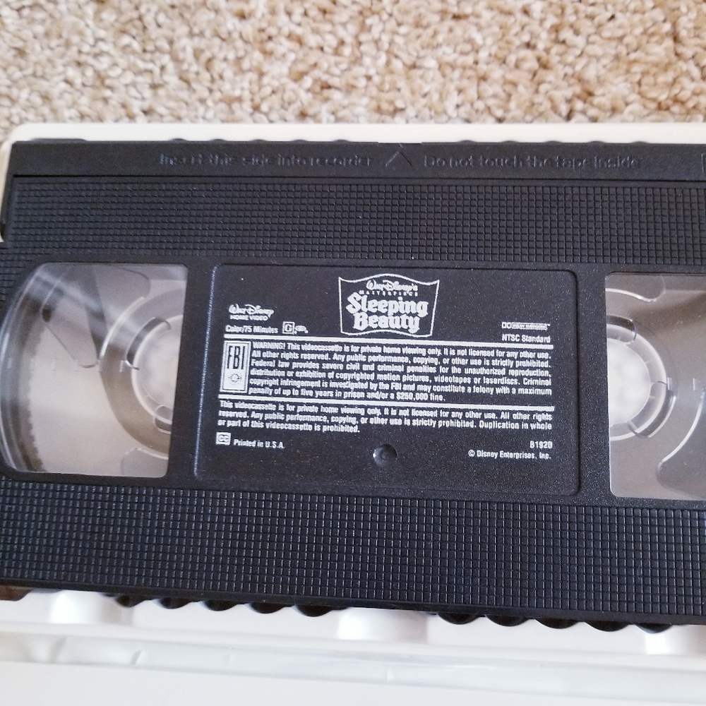 ♥️VINTAGE♥️ DISNEY VHS TAPE BUNDLE - Picture 4 of 16